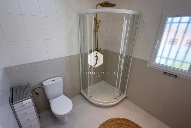 D'occasion - Villa -
Torrevieja - Costa Blanca