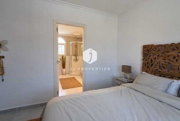 D'occasion - Villa -
Torrevieja - Costa Blanca