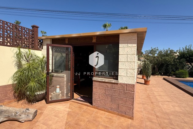 D'occasion - Villa -
Torrevieja - Costa Blanca