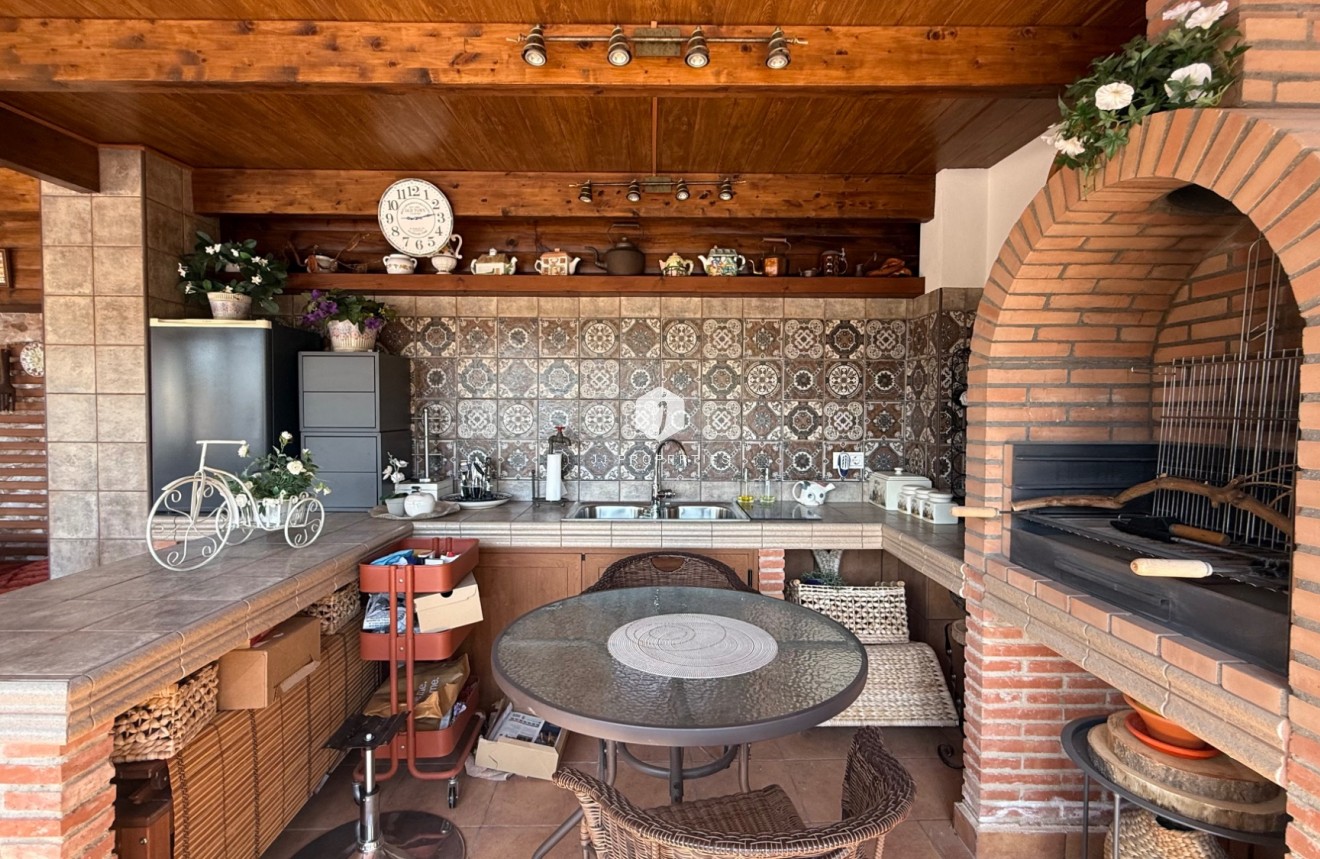 D'occasion - Villa -
Torrevieja - Costa Blanca