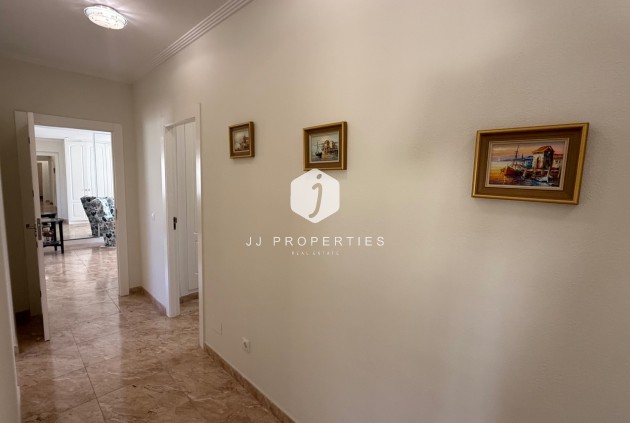 D'occasion - Villa -
Torrevieja - Costa Blanca