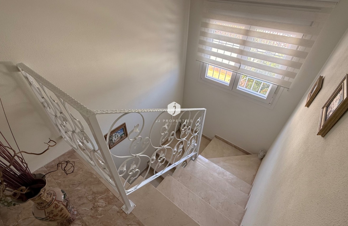 D'occasion - Villa -
Torrevieja - Costa Blanca