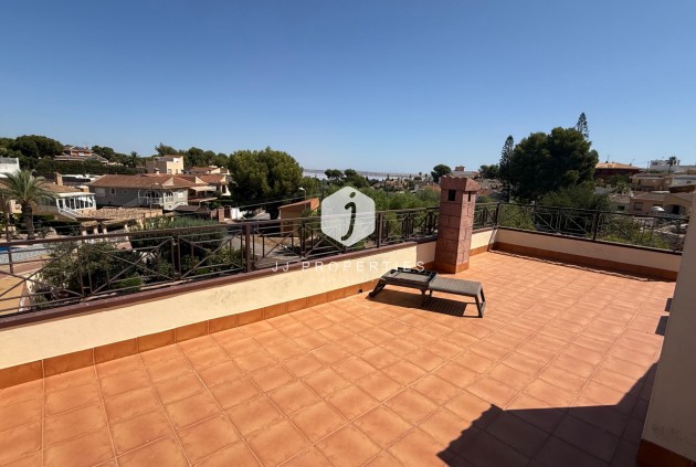 D'occasion - Villa -
Torrevieja - Costa Blanca