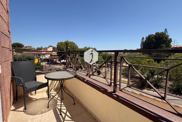 D'occasion - Villa -
Torrevieja - Costa Blanca