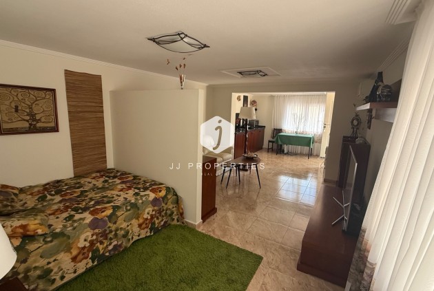 D'occasion - Villa -
Torrevieja - Costa Blanca