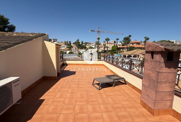 D'occasion - Villa -
Torrevieja - Costa Blanca