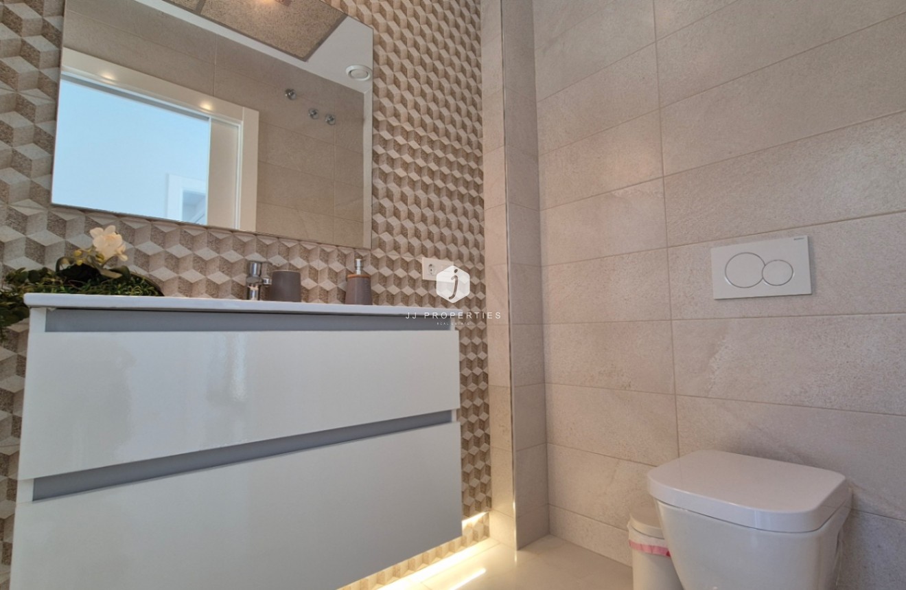 Tweedehands - Villa -
Torrevieja - Costa Blanca