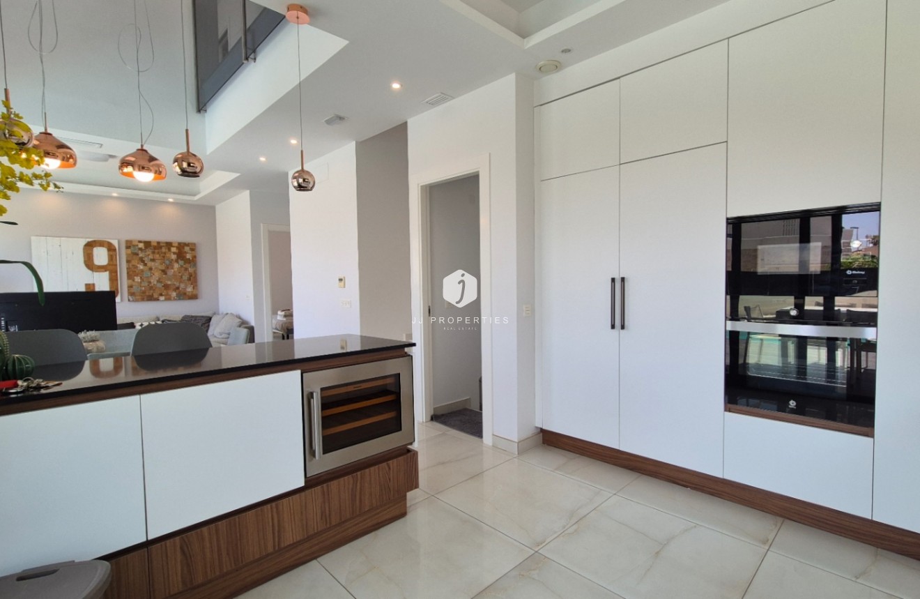 Tweedehands - Villa -
Torrevieja - Costa Blanca