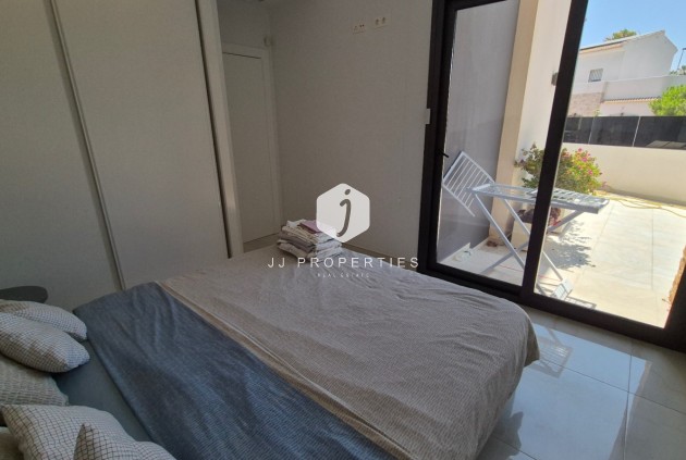 Tweedehands - Villa -
Torrevieja - Costa Blanca