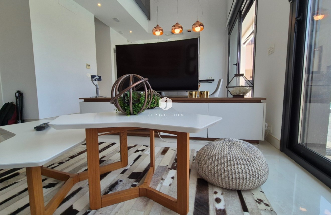 Tweedehands - Villa -
Torrevieja - Costa Blanca