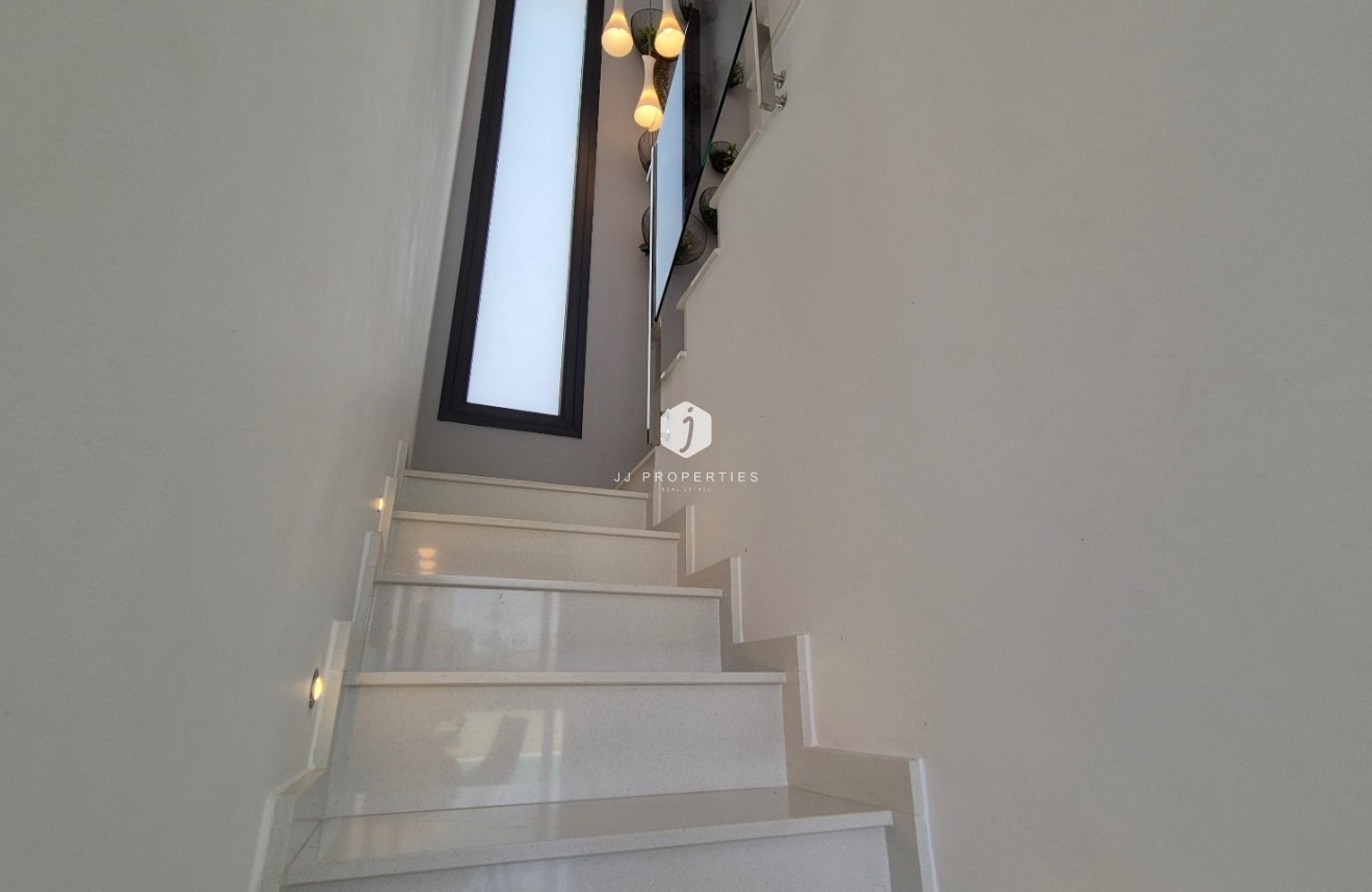 Tweedehands - Villa -
Torrevieja - Costa Blanca