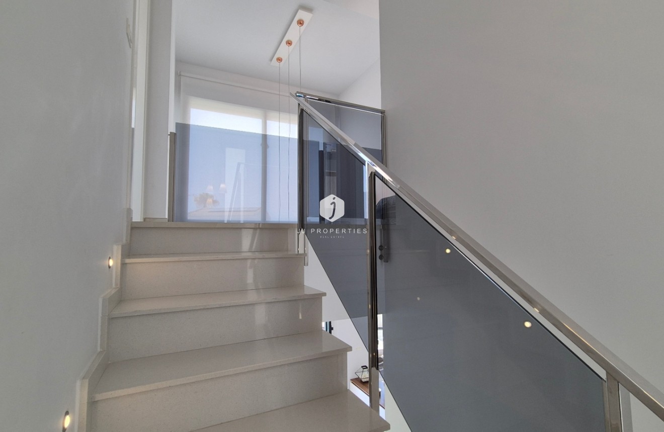 Tweedehands - Villa -
Torrevieja - Costa Blanca