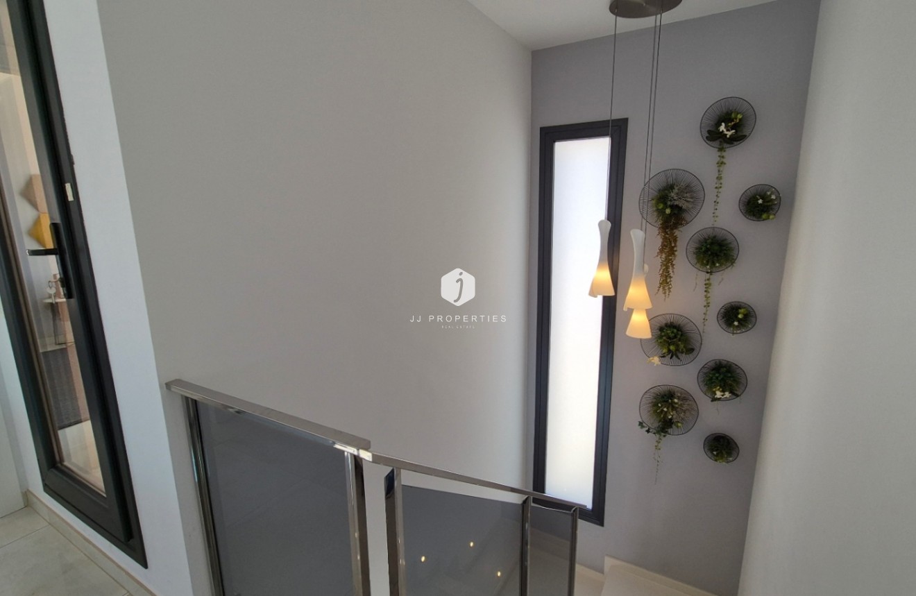 Tweedehands - Villa -
Torrevieja - Costa Blanca