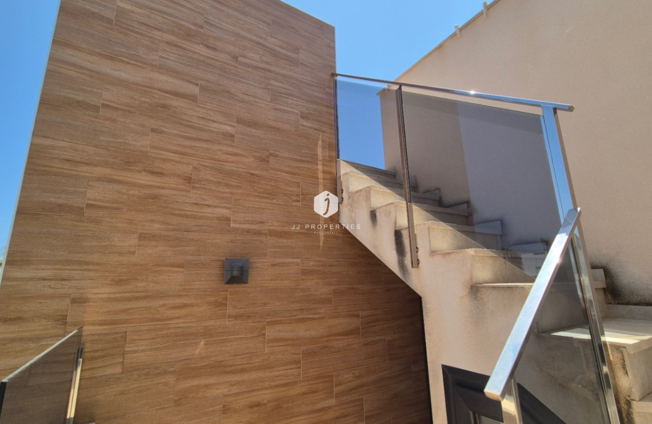 Tweedehands - Villa -
Torrevieja - Costa Blanca