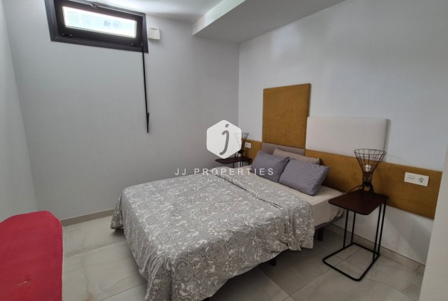 Tweedehands - Villa -
Torrevieja - Costa Blanca