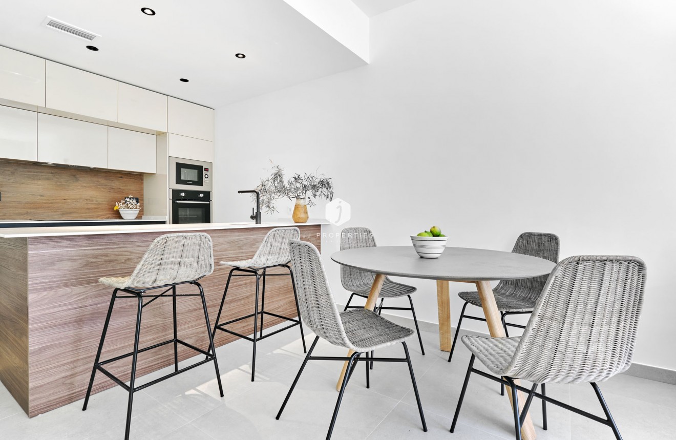 Tweedehands - Chalet -
Torrevieja - Costa Blanca