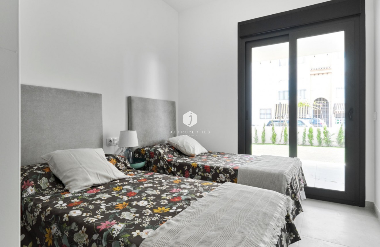 Tweedehands - Chalet -
Torrevieja - Costa Blanca