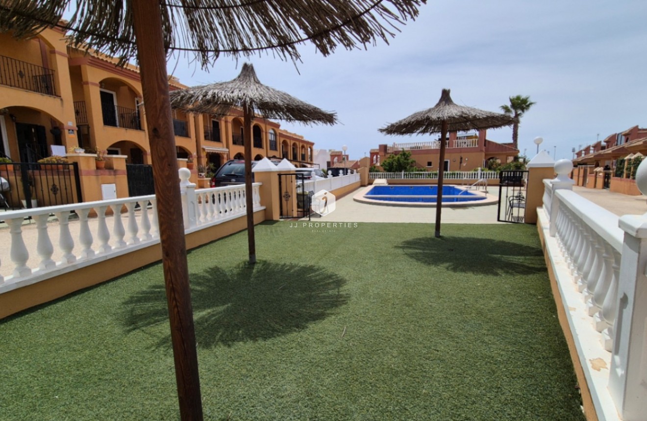 Resale - Villa -
Torrevieja - Costa Blanca