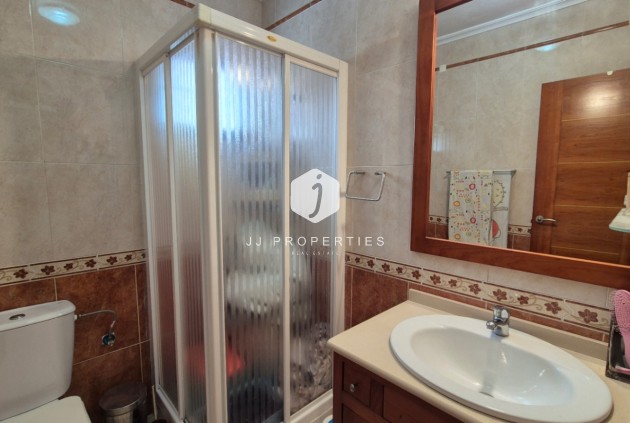 Resale - Villa -
Torrevieja - Costa Blanca