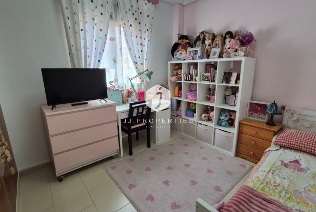 Resale - Villa -
Torrevieja - Costa Blanca