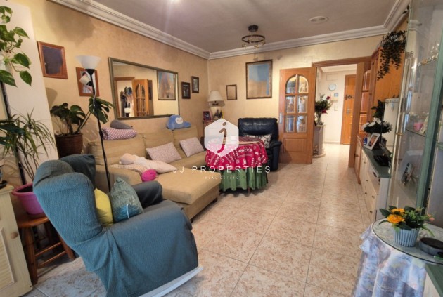 Z drugiej ręki - Mieszkanie w bloku -
Torrevieja - Costa Blanca