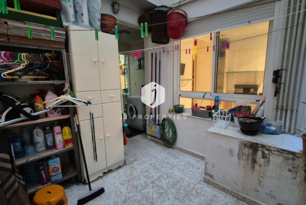 Z drugiej ręki - Mieszkanie w bloku -
Torrevieja - Costa Blanca