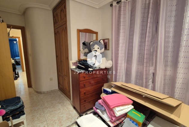 Z drugiej ręki - Mieszkanie w bloku -
Torrevieja - Costa Blanca