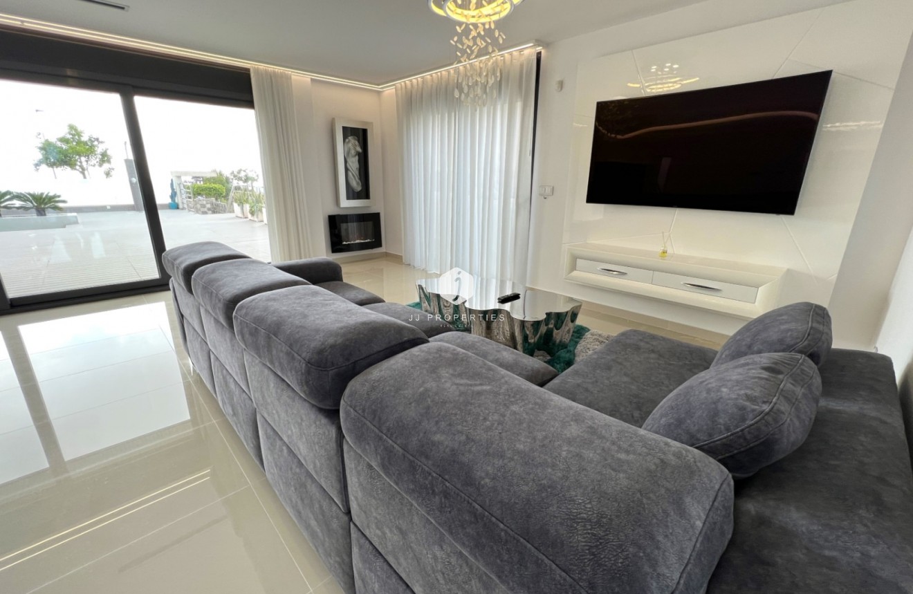 D'occasion - Villa -
San Miguel de Salinas - Inland