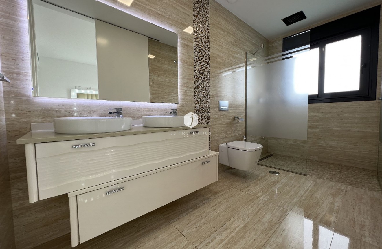 D'occasion - Villa -
San Miguel de Salinas - Inland