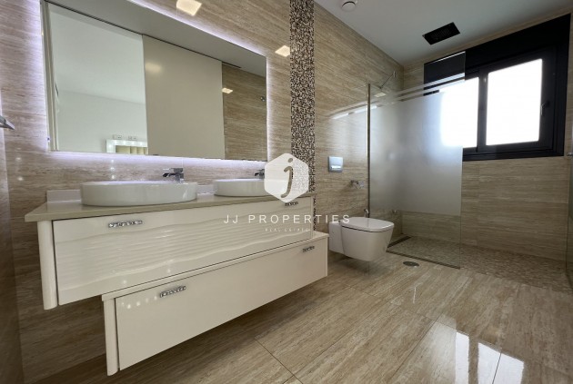 D'occasion - Villa -
San Miguel de Salinas - Inland