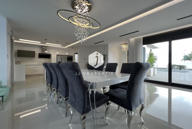 D'occasion - Villa -
San Miguel de Salinas - Inland