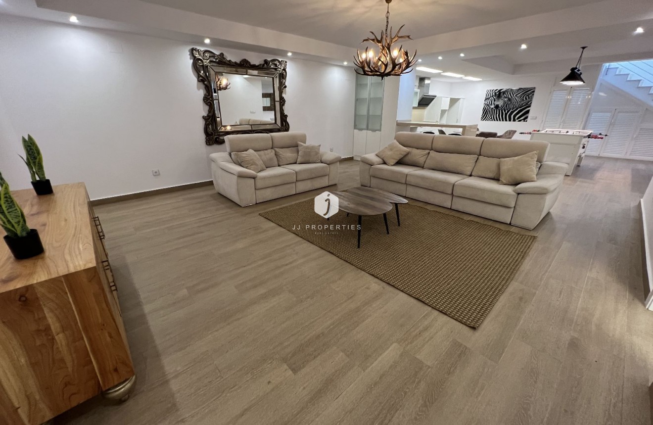 D'occasion - Villa -
San Miguel de Salinas - Inland