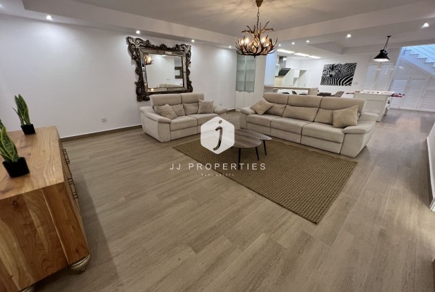 D'occasion - Villa -
San Miguel de Salinas - Inland