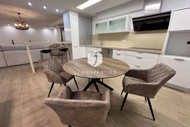 D'occasion - Villa -
San Miguel de Salinas - Inland