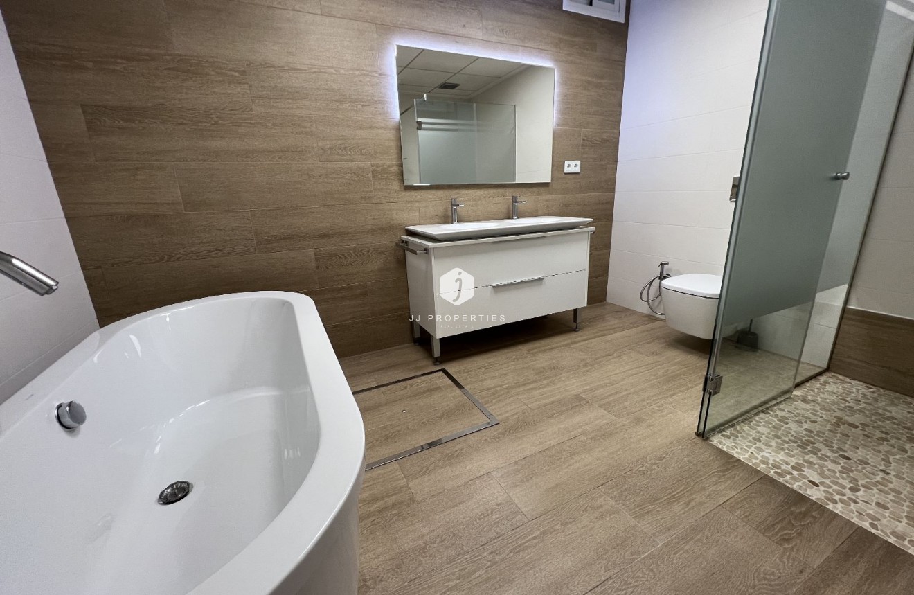 D'occasion - Villa -
San Miguel de Salinas - Inland