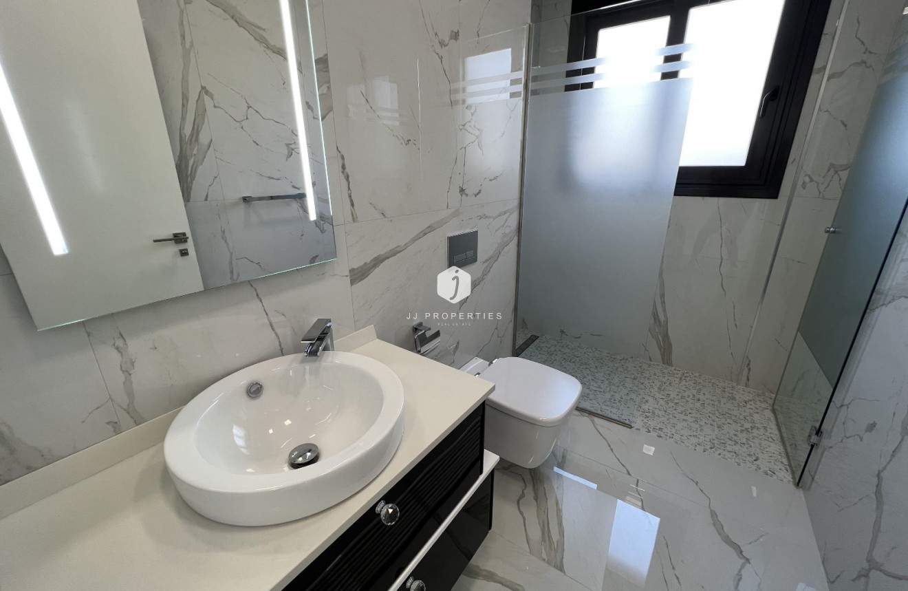 D'occasion - Villa -
San Miguel de Salinas - Inland