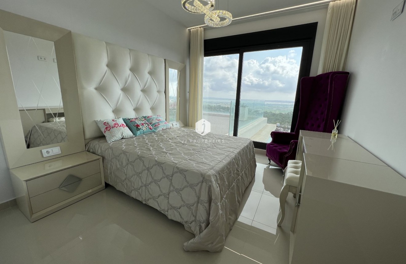 D'occasion - Villa -
San Miguel de Salinas - Inland