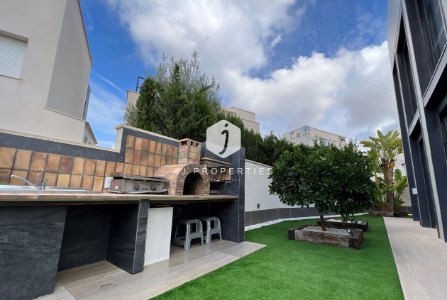 D'occasion - Villa -
San Miguel de Salinas - Inland