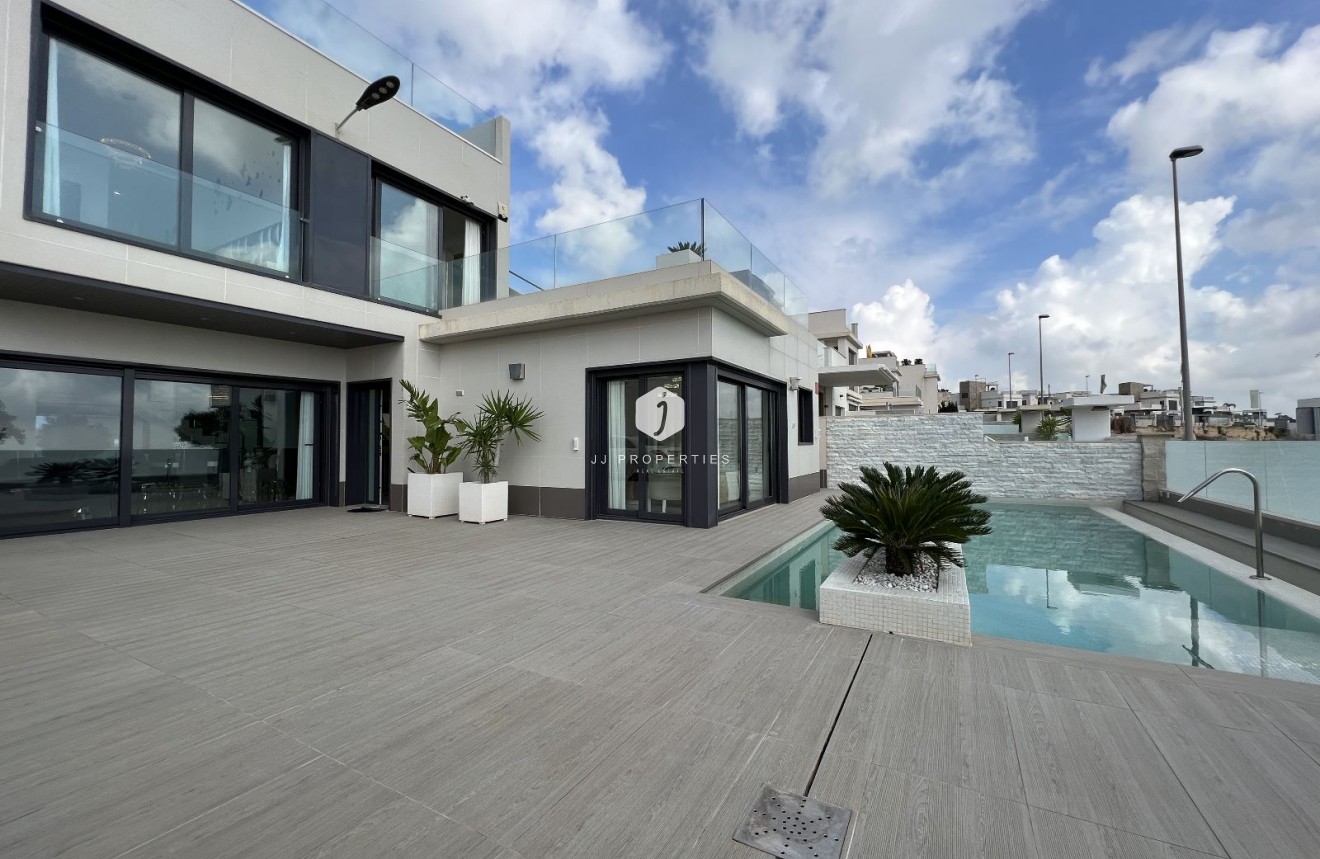 D'occasion - Villa -
San Miguel de Salinas - Inland