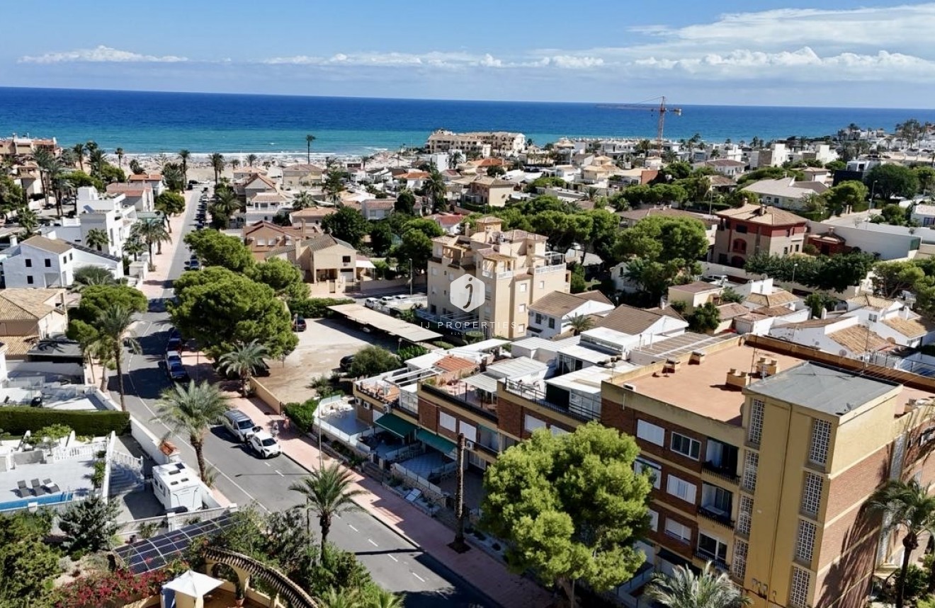 Resale - Apartment / flat -
La Zenia - Costa Blanca
