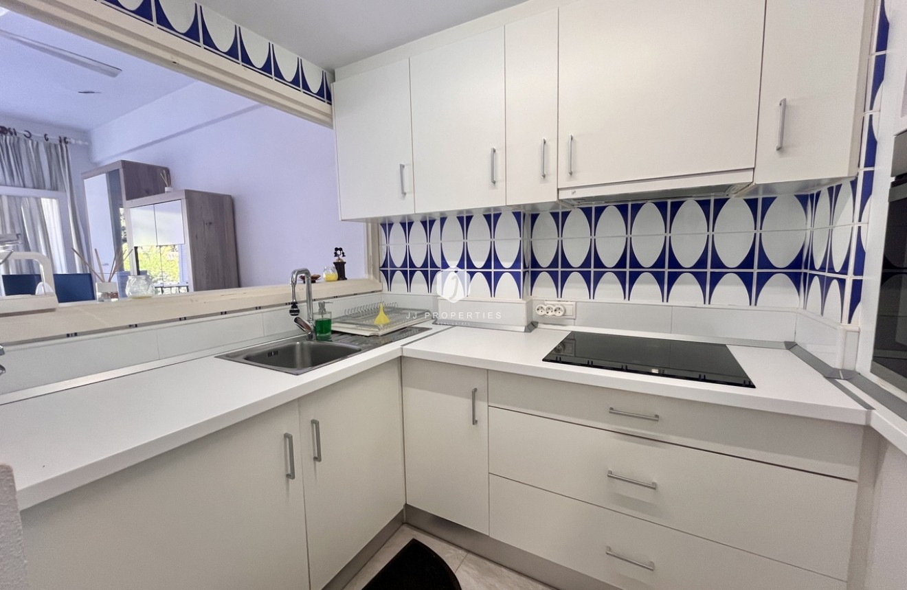 Resale - Apartment / flat -
La Zenia - Costa Blanca