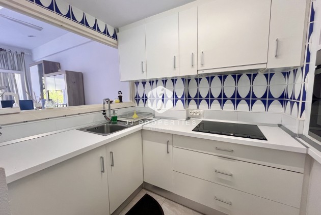 Resale - Apartment / flat -
La Zenia - Costa Blanca