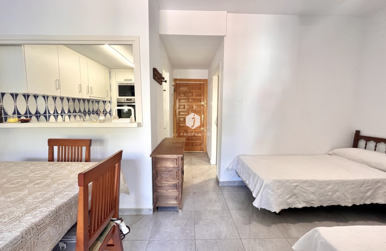 Resale - Apartment / flat -
La Zenia - Costa Blanca