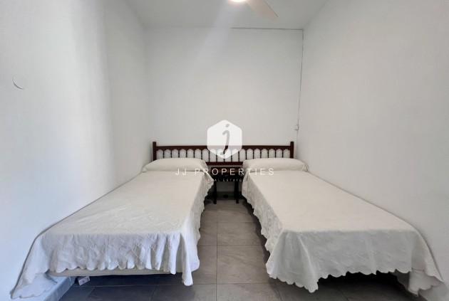 Resale - Apartment / flat -
La Zenia - Costa Blanca