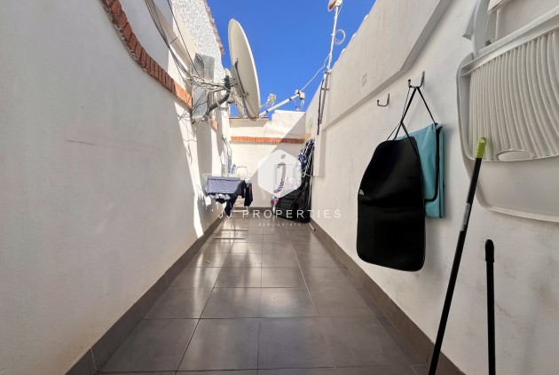 Resale - Apartment / flat -
La Zenia - Costa Blanca