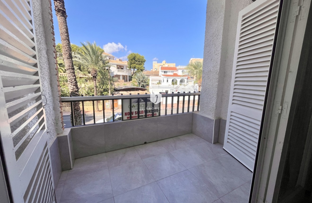 Resale - Apartment / flat -
La Zenia - Costa Blanca