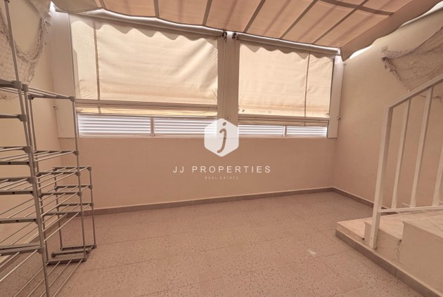 Z drugiej ręki - Mieszkanie w bloku -
Torrevieja - La Mata Pueblo