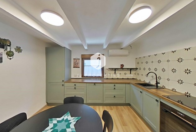 D'occasion - Chalet -
Formentera del Segura - Centro