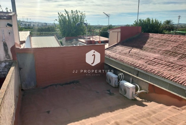 D'occasion - Chalet -
Formentera del Segura - Centro