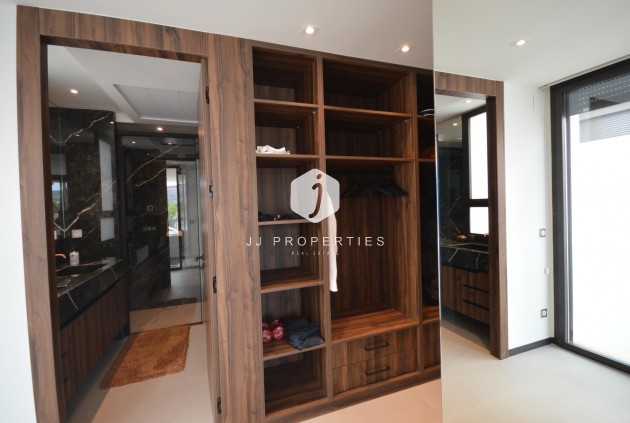 Tweedehands - Villa -
Algorfa - Comunidad Valenciana